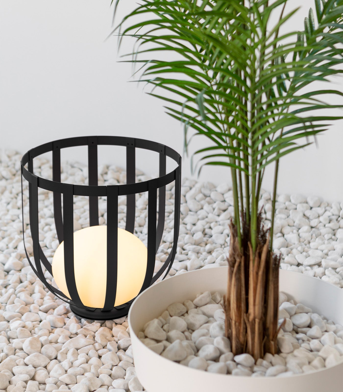 Luxury Garden Lamp with Planter