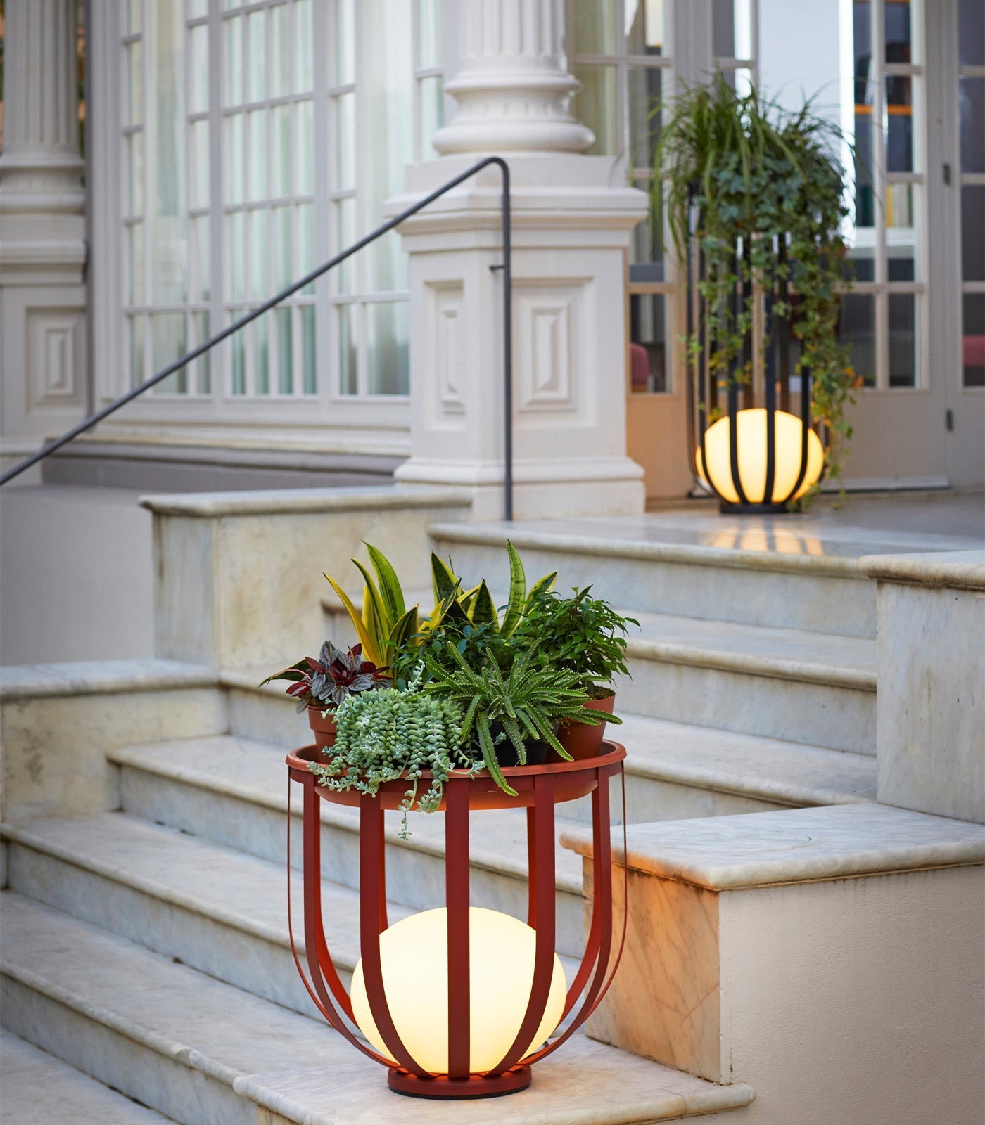 Luxury Garden Lamp with Planter