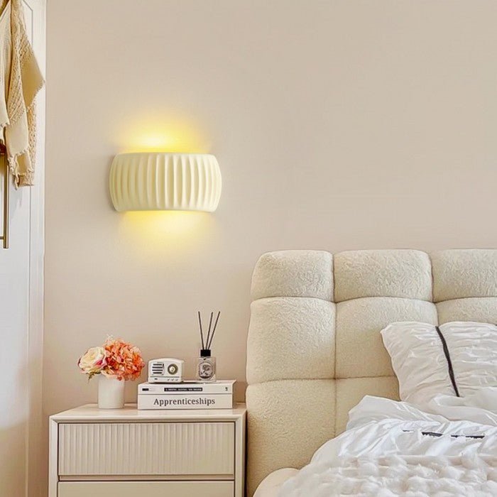 Modern Art Deco Resin Ribbed Wall Lamp | Scandinavian Design | G9 10W Wall Light | White Green Orange | Indoor Ambient Lighting