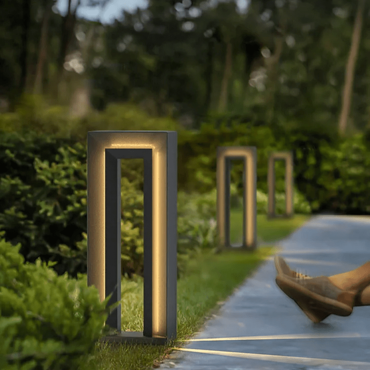 Solar Pathway Light Modern LED Garden Lamp Prism Design | IP66 Waterproof Stainless Steel | Warm Outdoor Path Lighting