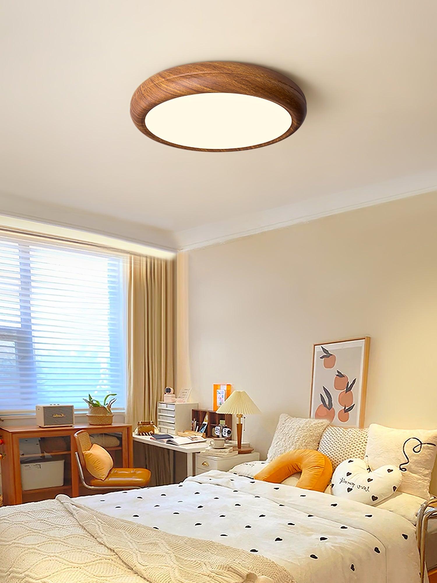 Round Ceiling Lamp with Wood Grain