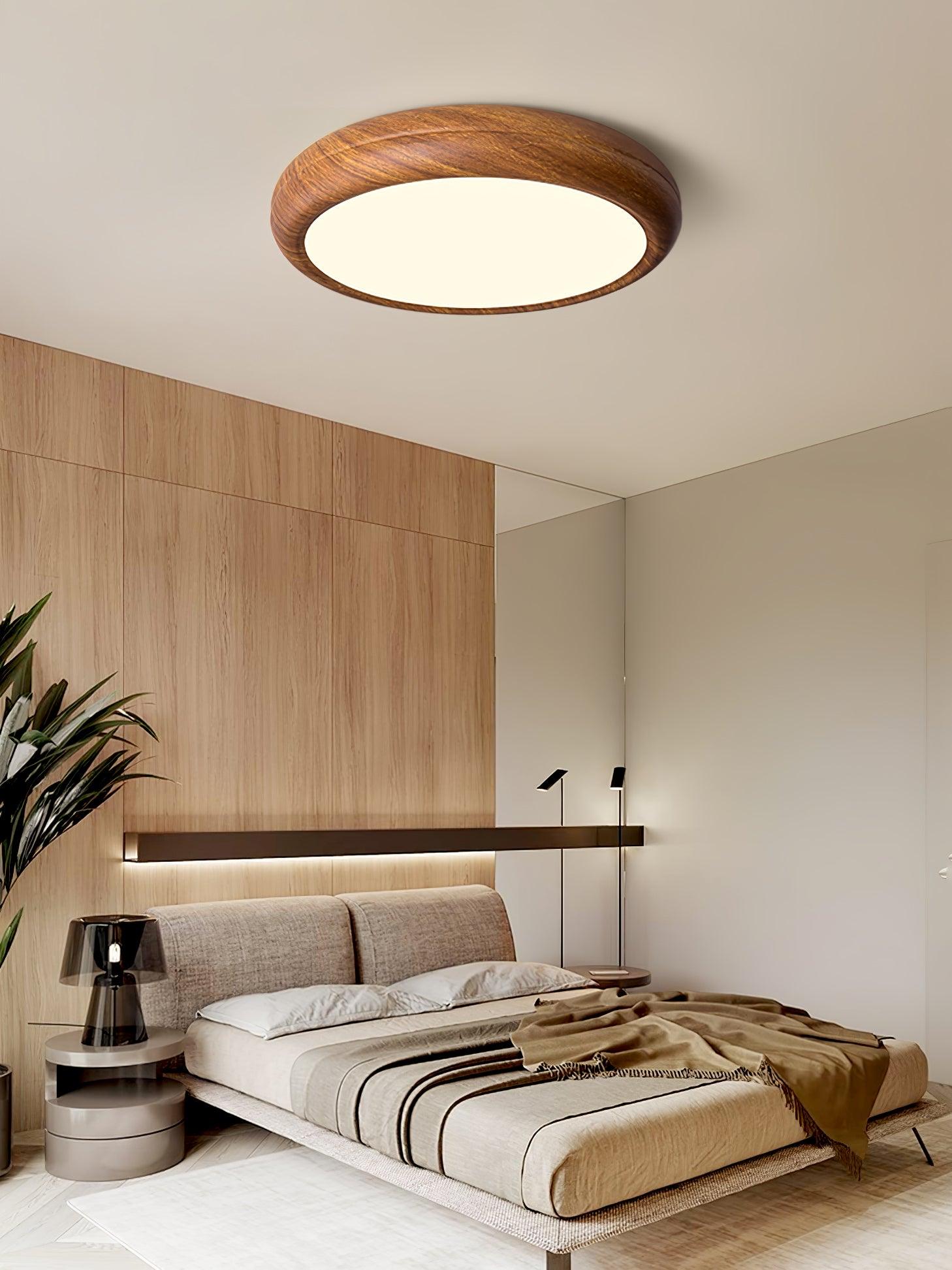 Round Ceiling Lamp with Wood Grain