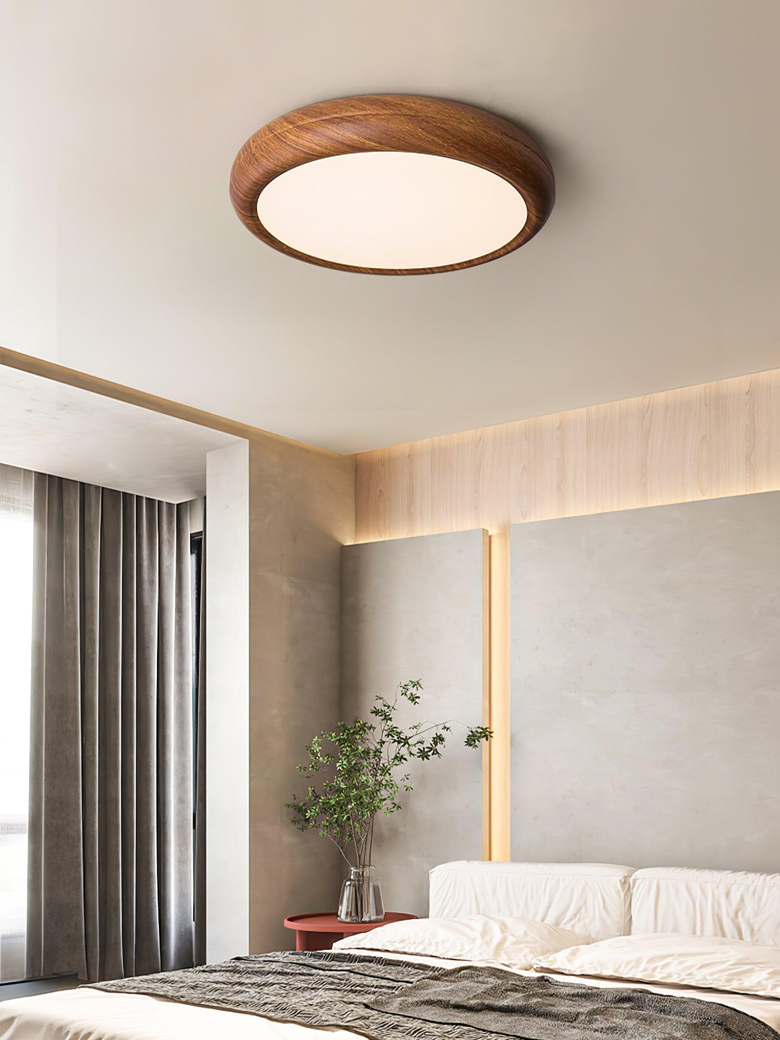 Round Ceiling Lamp with Wood Grain