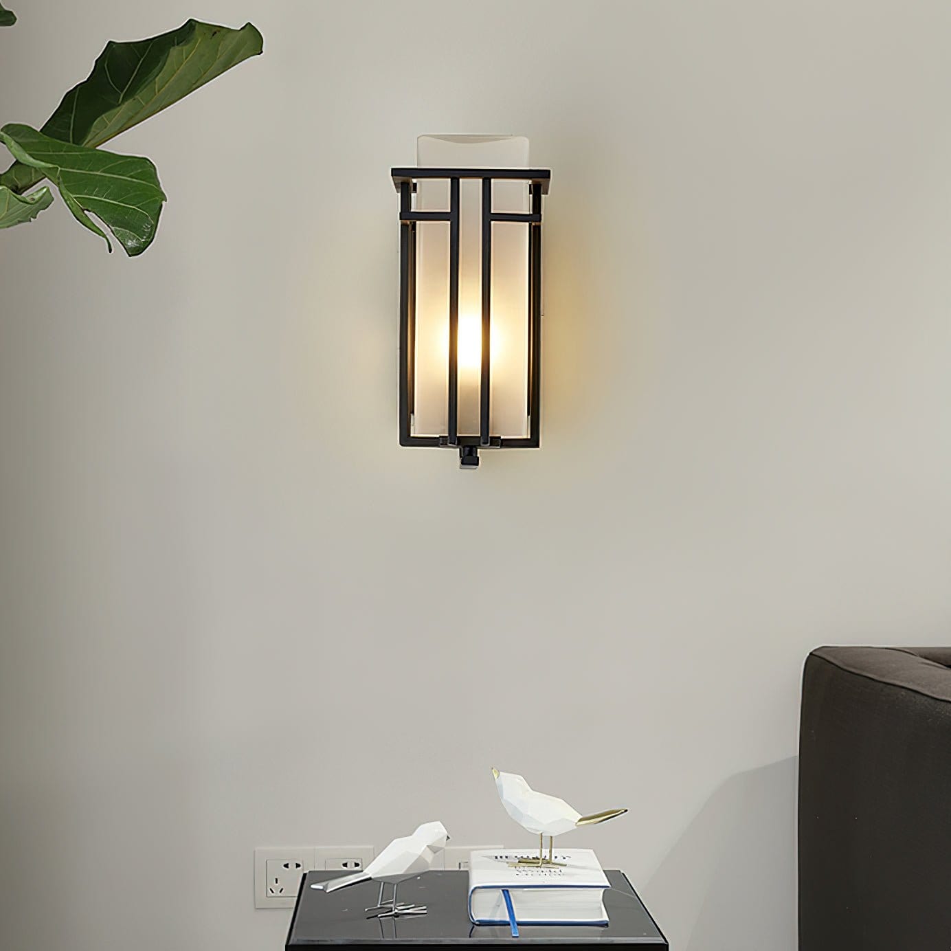 Outdoor Wall Lamp Linden Retro Design | IP65 Waterproof | Iron Glass | E26 E27 Compatible | Exterior Lighting for Entrance and Garden
