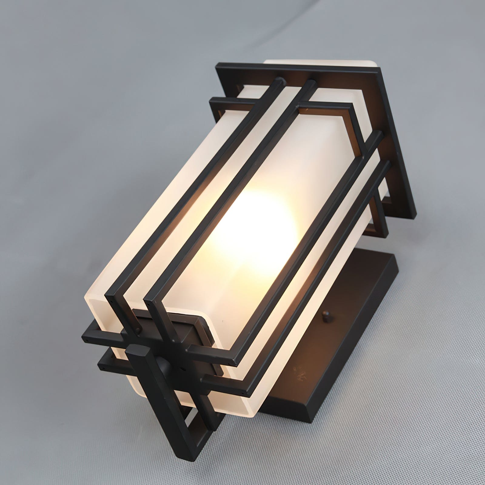 Outdoor Wall Lamp Linden Retro Design | IP65 Waterproof | Iron Glass | E26 E27 Compatible | Exterior Lighting for Entrance and Garden